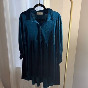 Elegant Teal Velvet Tunic